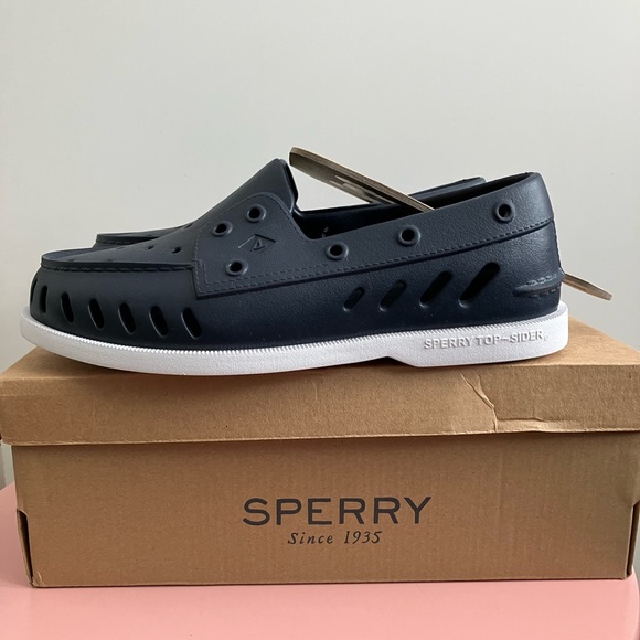 Sperry A/O Float Boat Shoes - Picture 6 of 11